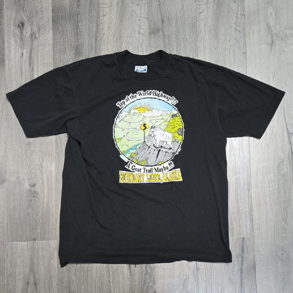 Vintage Alaska Black Graphic T-Shirt